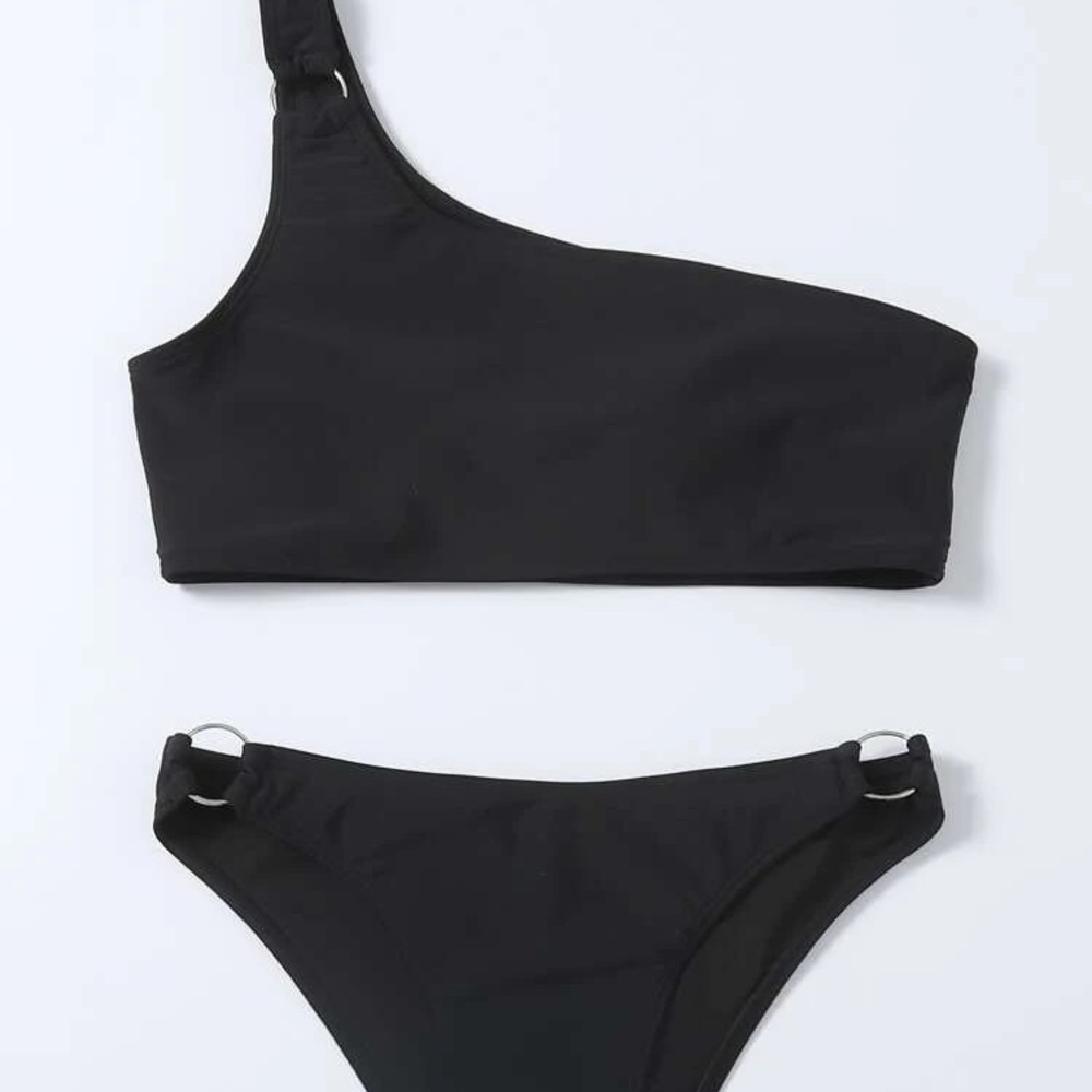 Ring Linked One Shoulder Bikini Swimsuit